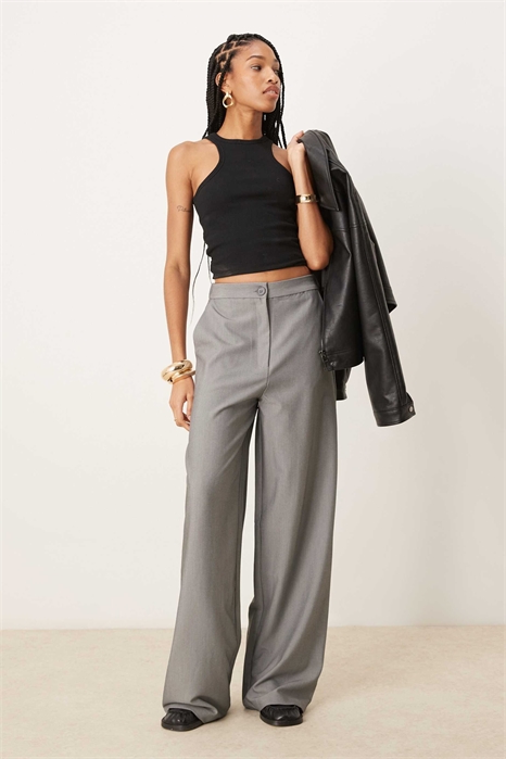 Высокие брюки с прямыми брючинами свободного кроя артикул 137111424