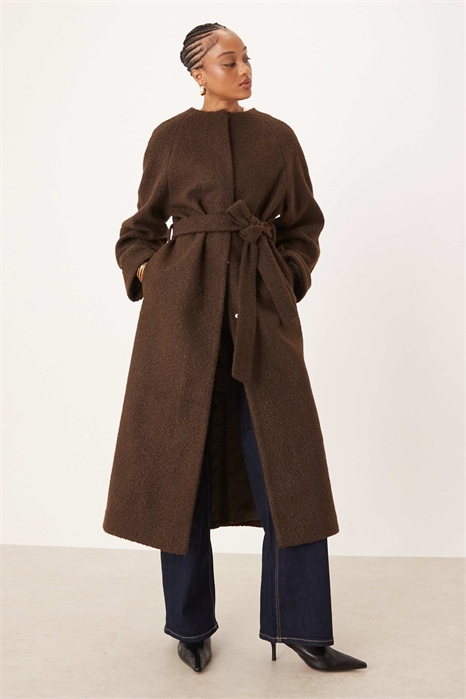 ASOS DESIGN Длинное торжественное пальто из букле без воротника для высоких артикул 142117295