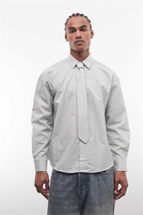 Рубашка свободного кроя с галстуком артикул 155407722