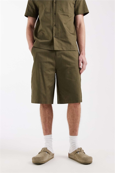 Шорты-джинсы удлиненной длины co-ord артикул 153404271