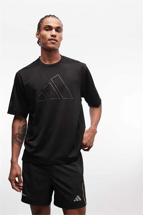 Футболка adidas Training Essentials из сетчатого материала артикул 152194682