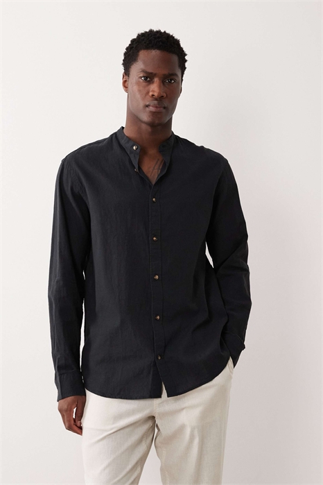 Рубашка с длинными рукавами из смешанного льна с воротником «под дедушку» артикул 155176357