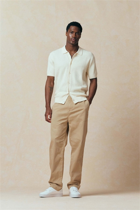 Брюки с прямыми брючинами артикул 155125920