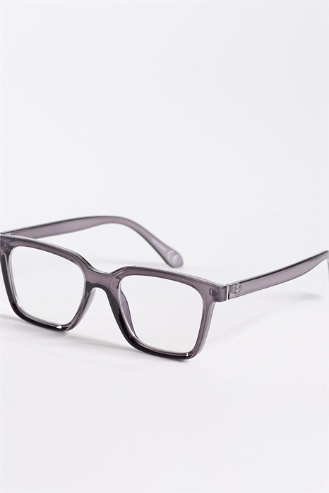 Очки квадратной формы артикул 154236894