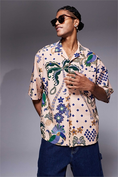 Рубашка свободного кроя с принтом и отложным воротником артикул 148923449