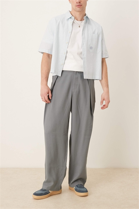 Элегантные брюки с широкими брючинами и складками артикул 143217674