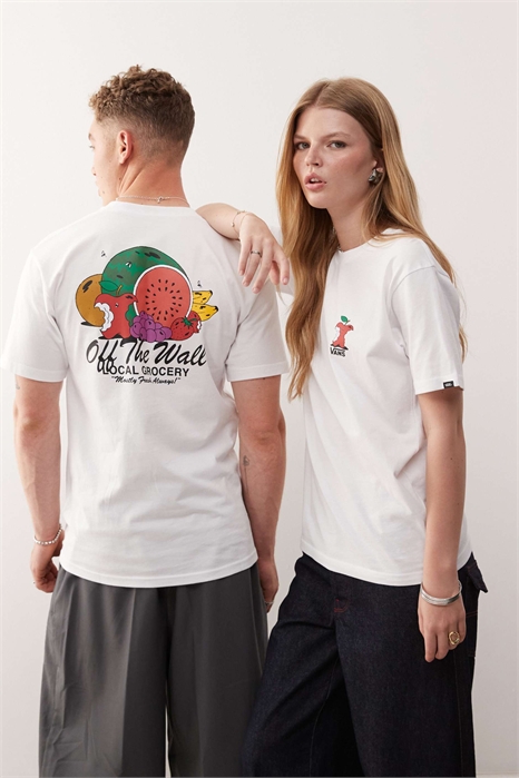 Футболка с принтом на спине «Местные продукты» артикул 144643385