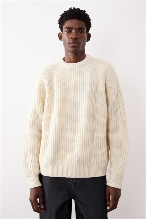 Объемный вязаный шерстяной свитер артикул 148714899