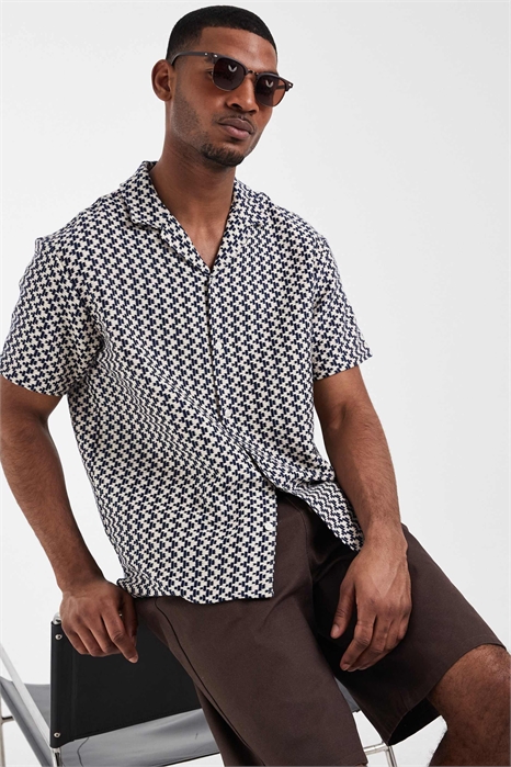 Рубашка с фактурным принтом артикул 154767633