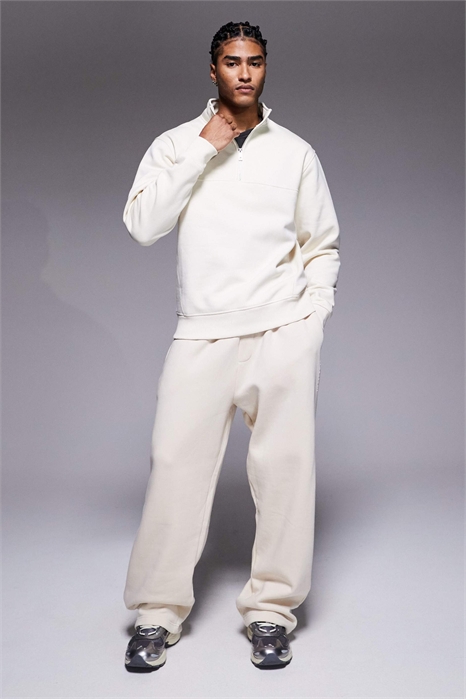 Свитшот с воротником-воронкой и полузастежкой-молнией, цвет экрю артикул 151257046