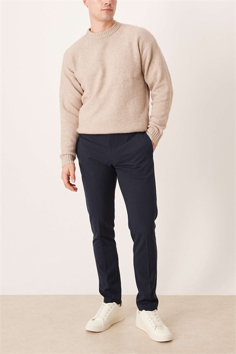 Стильные узкие брюки артикул 149548797