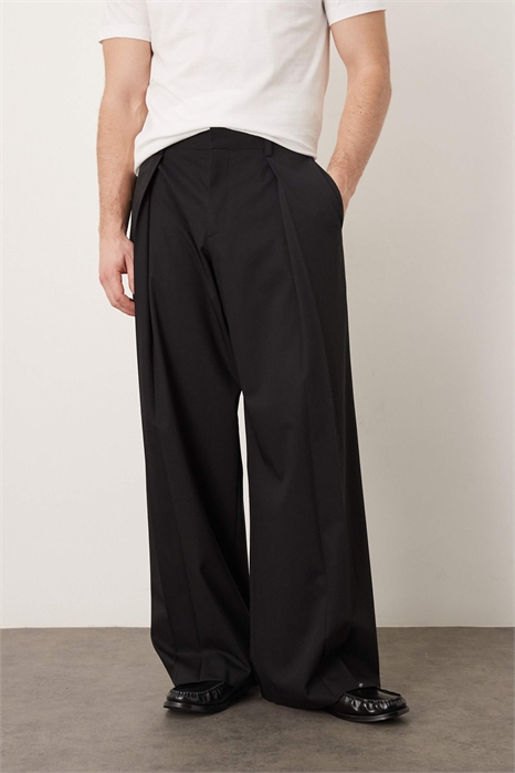 Элегантные брюки широкого кроя из высококачественной шерстяной смеси с складкой спереди артикул 150170138