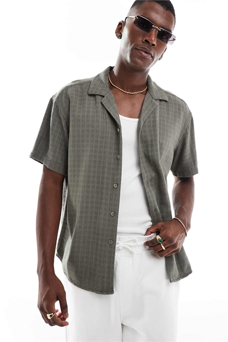 Рубашка с короткими рукавами из льна с фактурной текстурой артикул 141613355