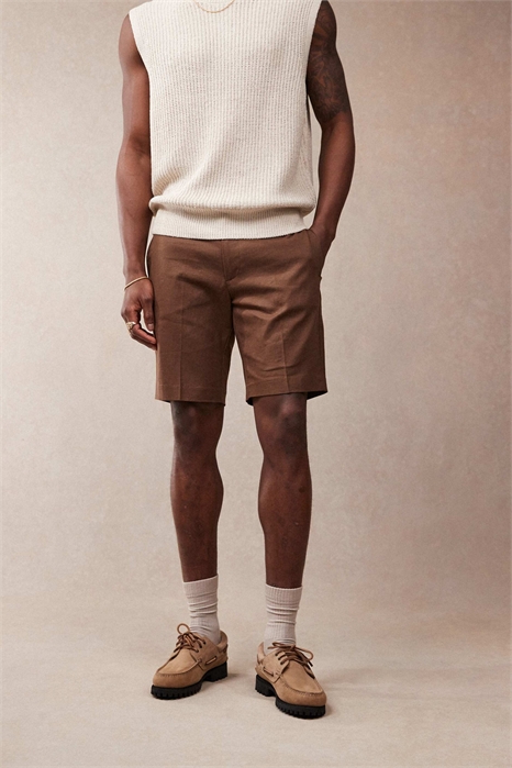 Стильные шорты из смесовой ткани с льняной вставкой, облегающего кроя артикул 139561249