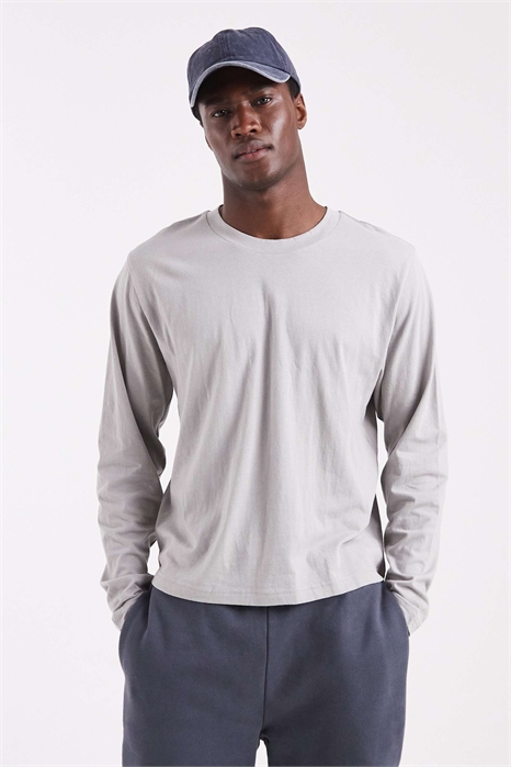 Укороченный крой с длинными рукавами артикул 150277000