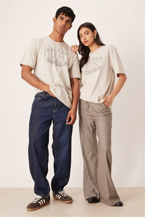 Графическая футболка 1972 года в сером цвете артикул 147197045