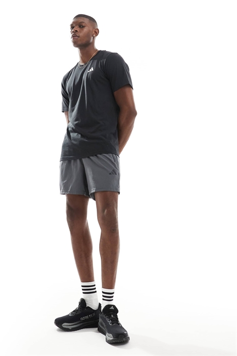 Шорты adidas Training Essentials из тканого материала, длина 5 дюймов артикул 121108553