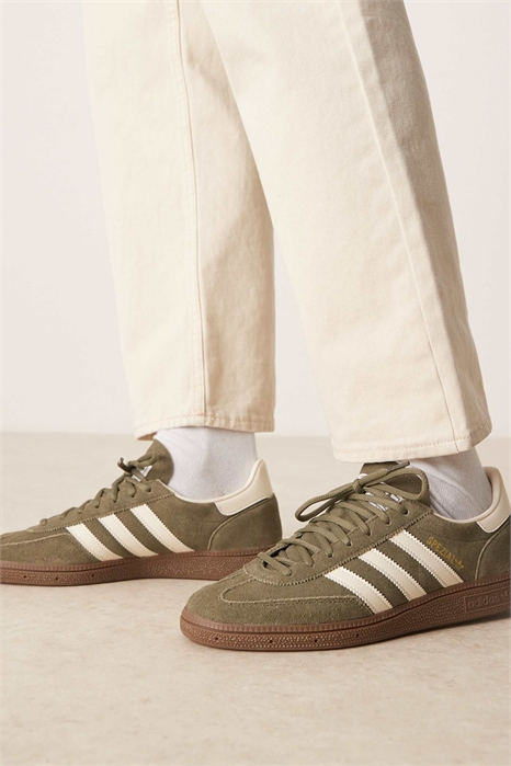 Специалисты по гандболу артикул 141934152