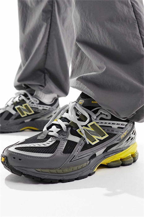 Кроссовки 1906 артикул 132730658