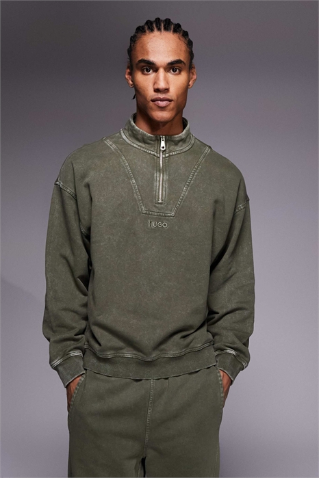 Свитшот Nebuzip с тональным логотипом, свободный крой, с полузастежкой-молнией артикул 148444503