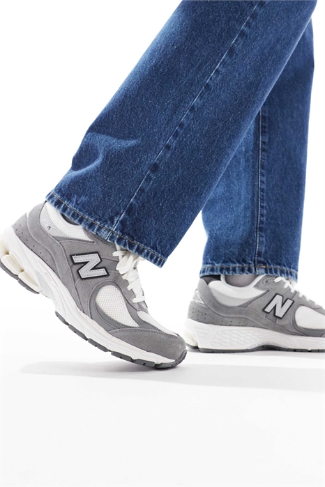 Тренеры 2002 года артикул 141036830