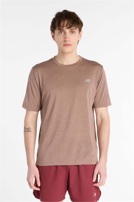 Футболка для легкой атлетики артикул 153860337