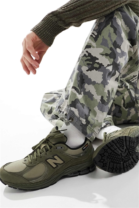 Тренеры 2002 года артикул 134104904