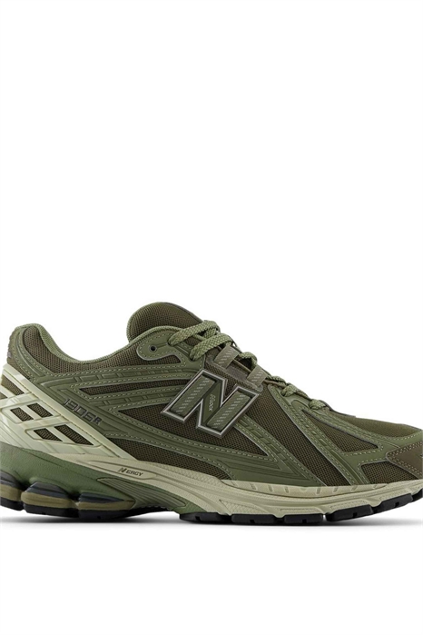 Кроссовки 1906r артикул 138599794