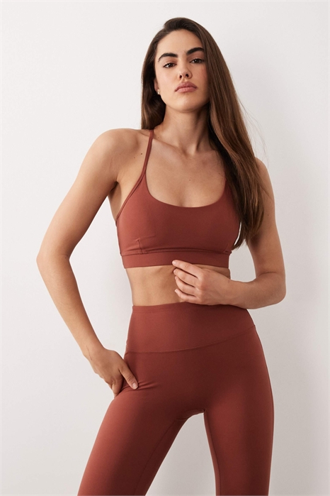 Спортивный бюстгальтер Icon с мягкой обивкой и легкой поддержкой, с регулируемыми бретелями артикул 153403141