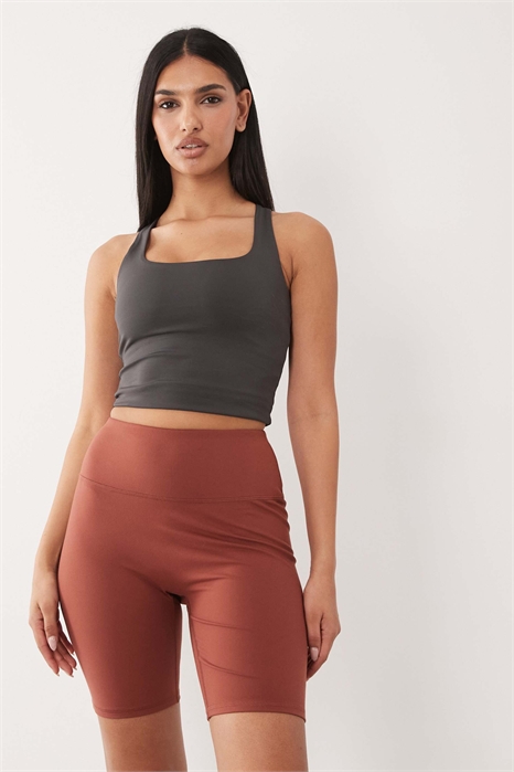 Леггинсы-шорты с высокой талией и мягкой тканью «Hourglass Icon», длина штанин — 20 см артикул 153281386