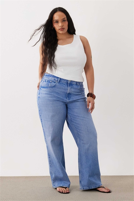 ASOS DESIGN — джинсы «dad jeans» с широкими брючинами для полных артикул 153838895