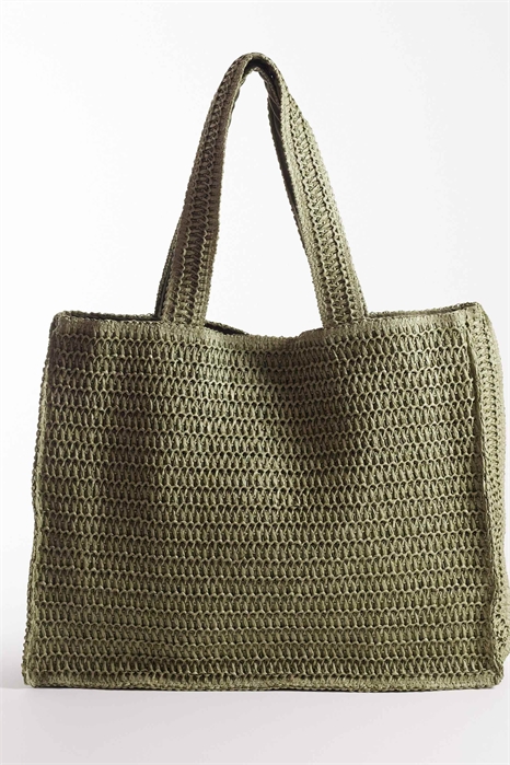 Пляжная сумка из соломы через плечо артикул 152383620