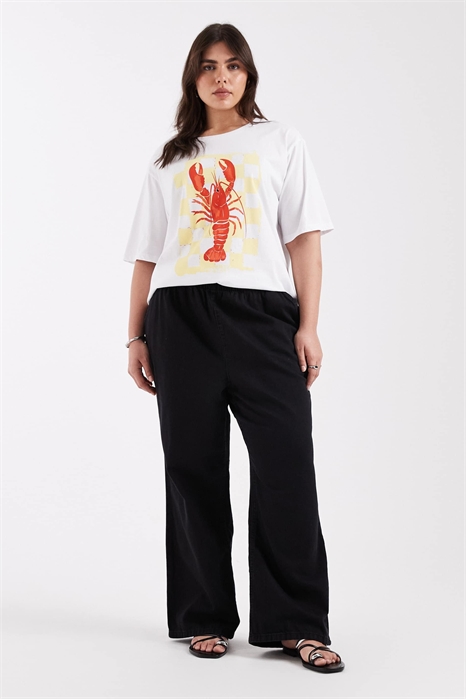 Джинсы New Look Curve с широкими брючинами и эластичным поясом артикул 152473011