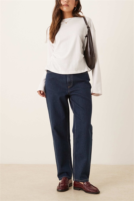 Джинсы-мамаши свободного кроя с высокой талией артикул 148416769