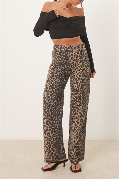 Джинсы с широкими брючинами в леопардовом принте артикул 149981046