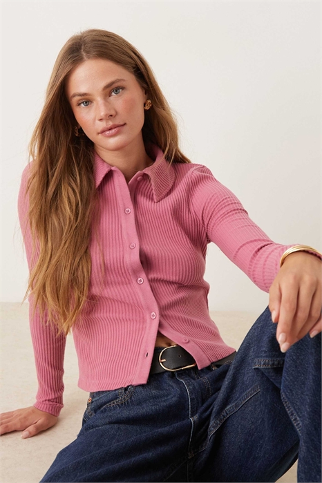 Кардиган с ребристым воротником и усаженными манжетами из сверхмягкой ткани артикул 147473262