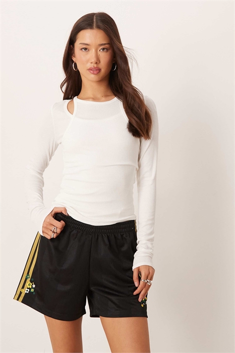 Шорты Adidas Originals x Liberty London с цветочным принтом «Firebird» артикул 153695193