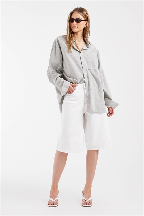 Длинные джинсовые шорты артикул 155472141