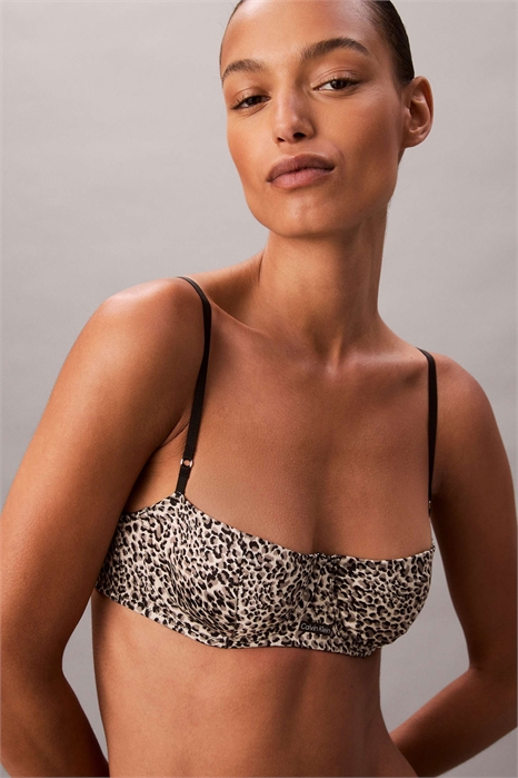 Сексуальный атласный бюстгальтер с открытой спинкой артикул 148778913