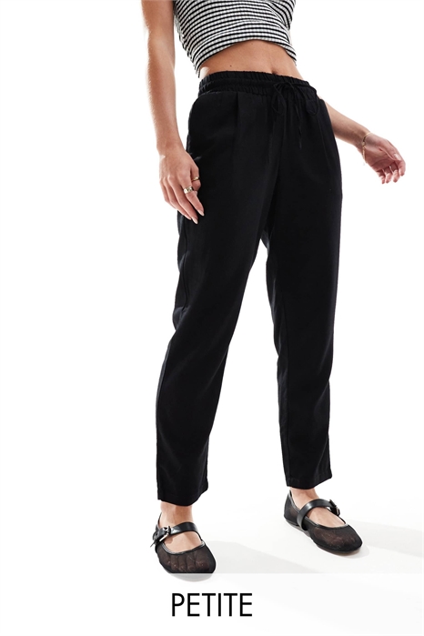 Брюки зауженного кроя из смесовой ткани артикул 134018045