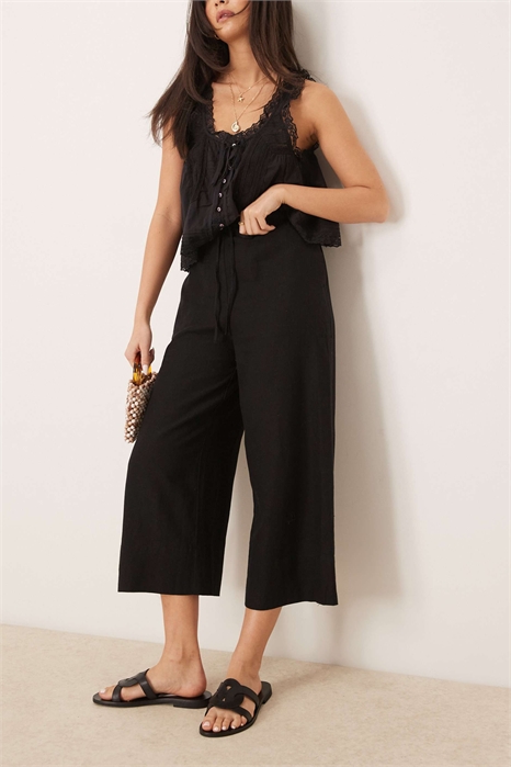 Короткие брюки из льна артикул 141302602