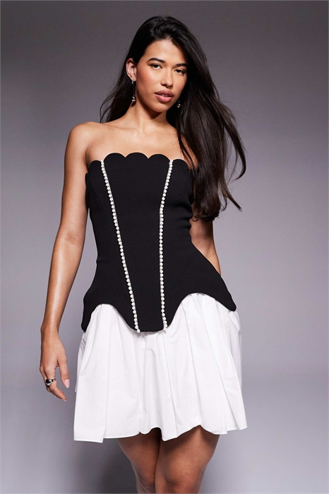 Мини-платье с волнистым подолом и юбкой из хлопкового поплина, украшенное жемчужной отделкой артикул 152932395