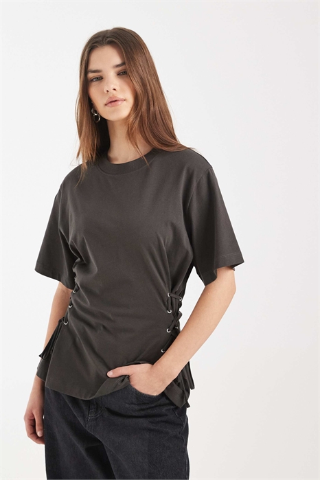Футболка с завязками по бокам артикул 152011386