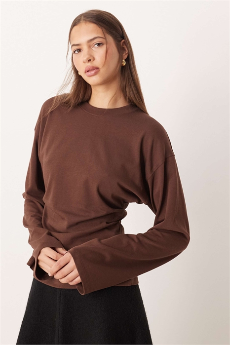 Футболка с длинными рукавами и затянутой талией артикул 152000468