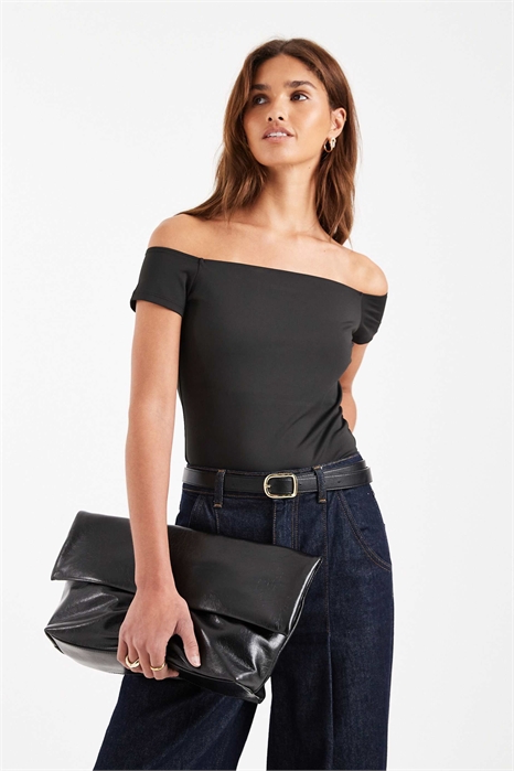 Топ с открытыми плечами и короткими рукавами артикул 151782197