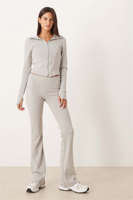 Брюки с высокой талией и расклешенными штанинами из мягкой ткани co-ord артикул 149247041