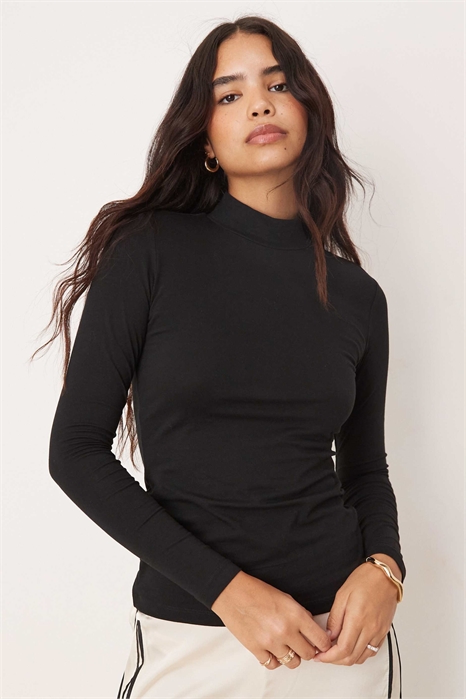 Свитер с высоким воротником артикул 118874568