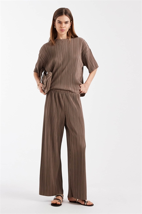 Брюки с широкими брючинами и плиссировкой co-ord артикул 153146780
