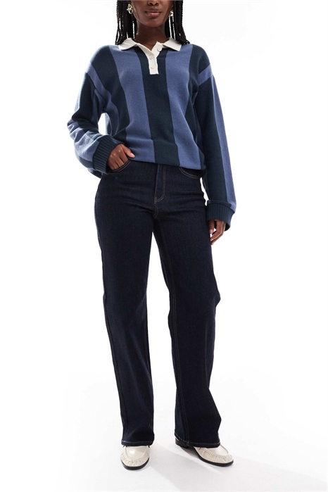 Сочные джинсы с высокой талией и широкими брючинами артикул 151185568