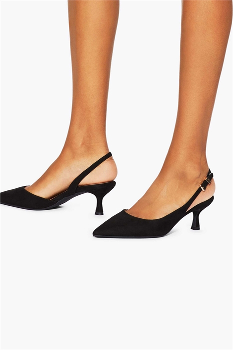 Туфли Aria на низком каблуке артикул 153498225